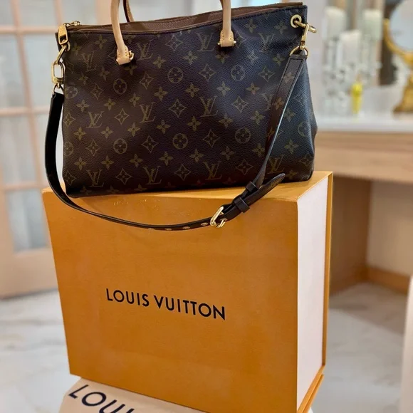 Louis Vuitton Brown and Tan Monogram Shoulder Bag - Picture 8 of 10